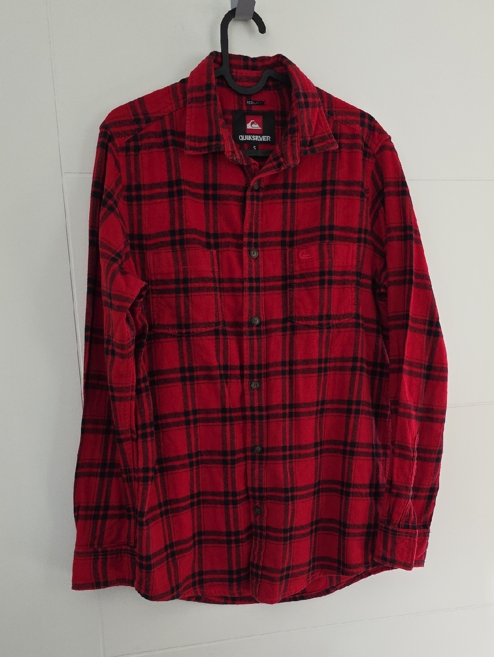 Quiksilver Red & Black Plaid Flannel Shirt Size S